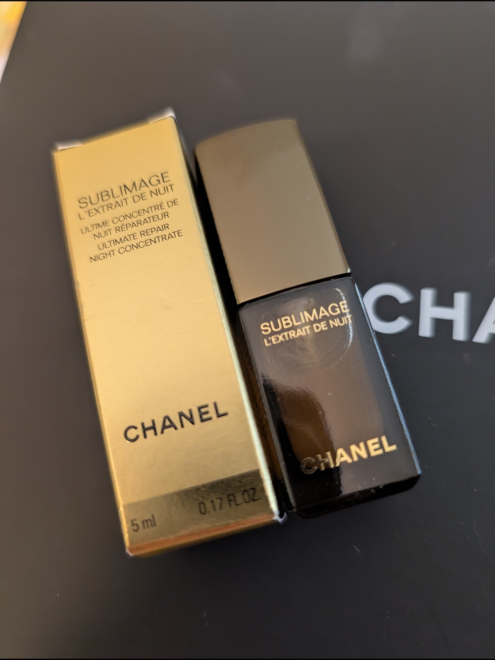 CHANEL Sublimage L'Extrait de Nuit Night Concentrate Serum
